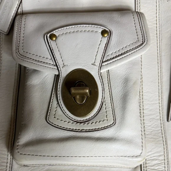 Coach Legacy 65th Anniversary Gigi Tote White Leather Shoulder Bag | 10650 - Picture 2 of 16